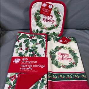 Christmas House 4 piece kitchen set